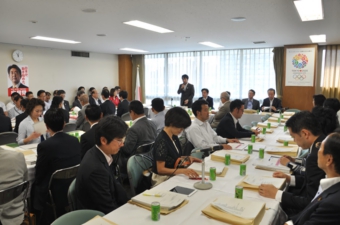自民、厚生労働部会.jpg